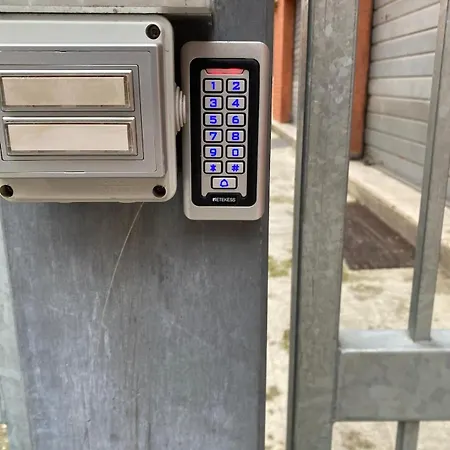 Daire Futura Home, Fiera Con Parcheggio Privato