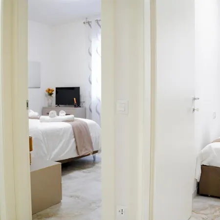 Futura Home, Fiera Con Parcheggio Privato