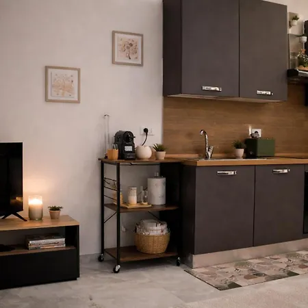 Futura Home, Fiera Con Parcheggio Privato 아파트 *